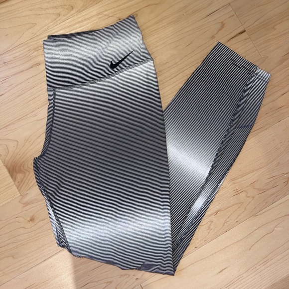 Nike Pants - Nike leggings